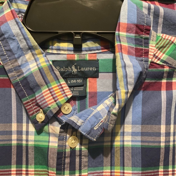 Short sleeve button down - Picture 2 of 2